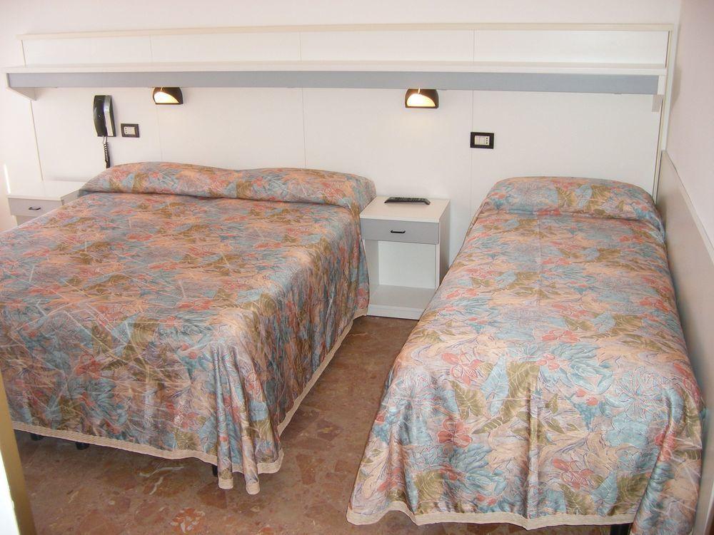 Hotel Belvedere Соттомарина Экстерьер фото